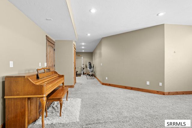 1033 N 1200 E, Shelley, ID 83274
