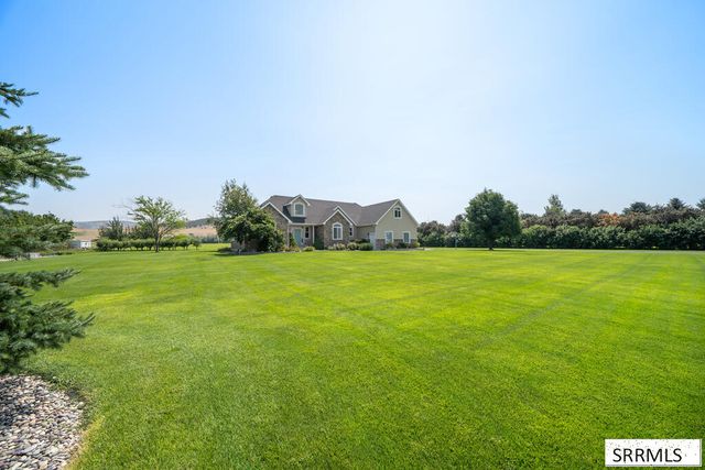 1033 N 1200 E, Shelley, ID 83274