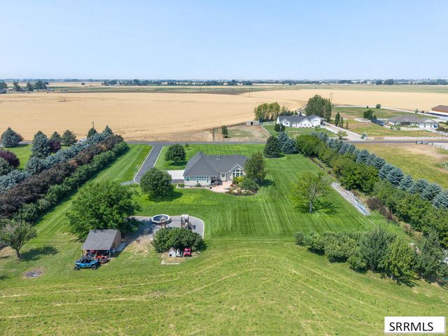 1033 N 1200 E, Shelley, ID 83274
