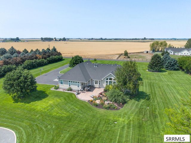 1033 N 1200 E, Shelley, ID 83274