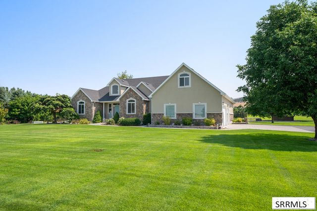1033 N 1200 E, Shelley, ID 83274
