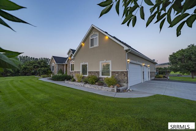 1033 N 1200 E, Shelley, ID 83274