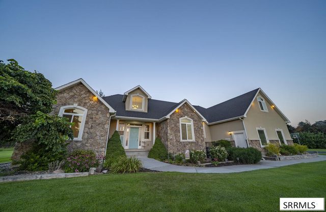 1033 N 1200 E, Shelley, ID 83274