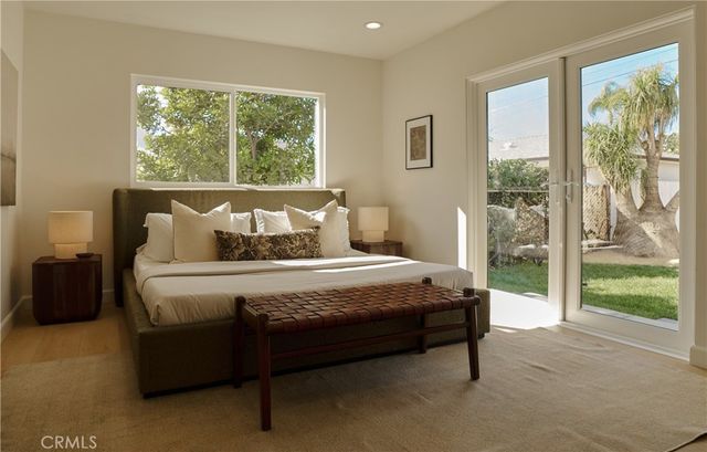 721 Palm Drive, Glendale, CA 91202