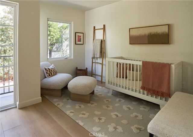 721 Palm Drive, Glendale, CA 91202