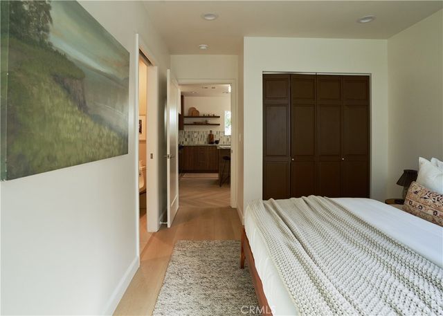 721 Palm Drive, Glendale, CA 91202