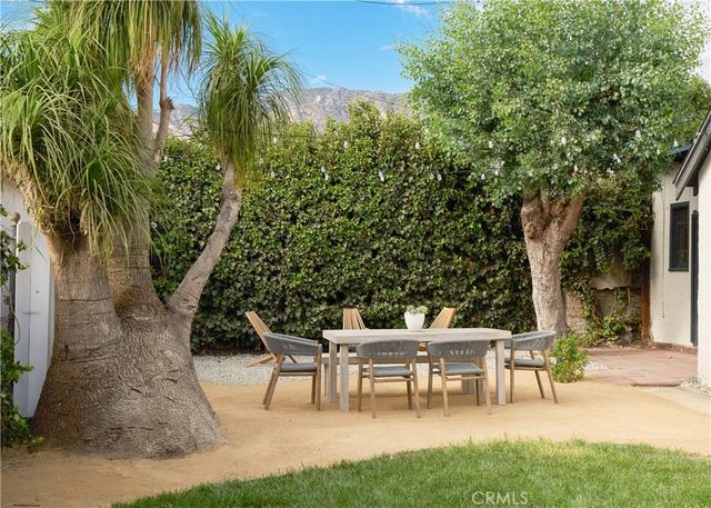 721 Palm Drive, Glendale, CA 91202