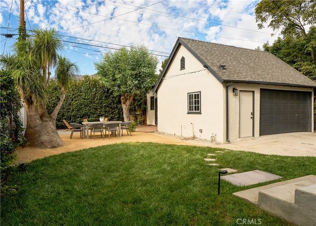 721 Palm Drive, Glendale, CA 91202
