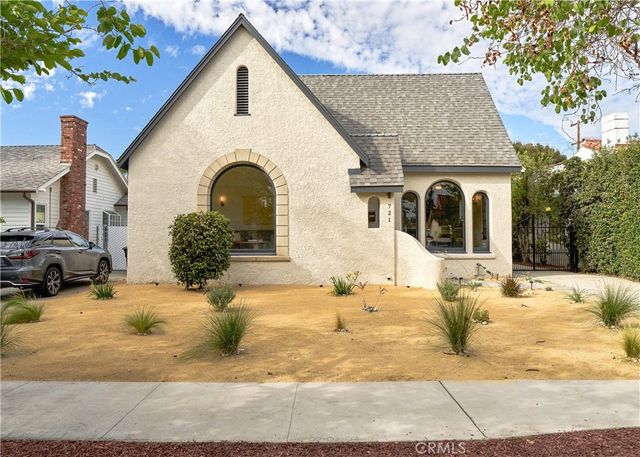 721 Palm Drive, Glendale, CA 91202