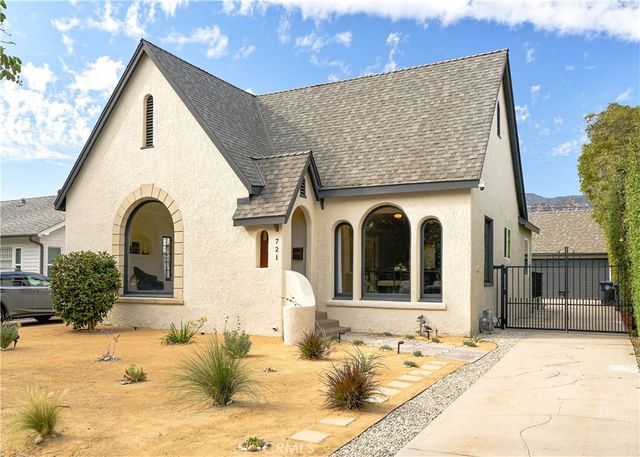 721 Palm Drive, Glendale, CA 91202