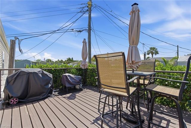 5558 Palm Beach BLVD 105, Fort Myers, FL 33905