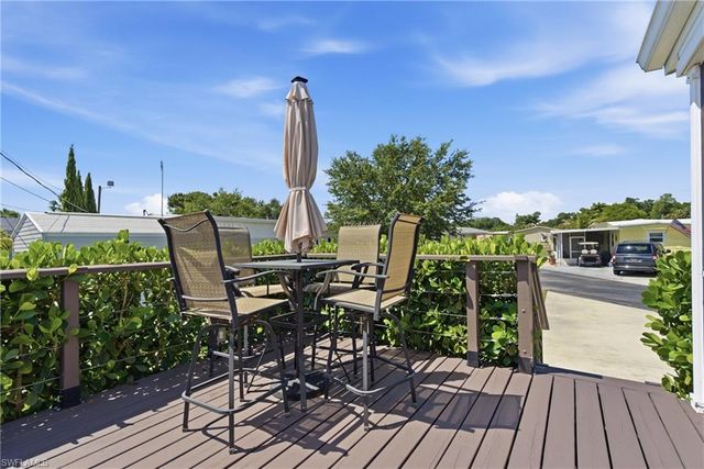 5558 Palm Beach BLVD 105, Fort Myers, FL 33905