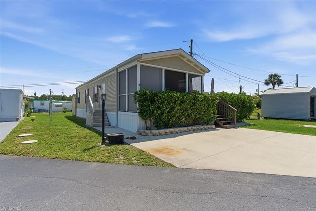 5558 Palm Beach BLVD 105, Fort Myers, FL 33905
