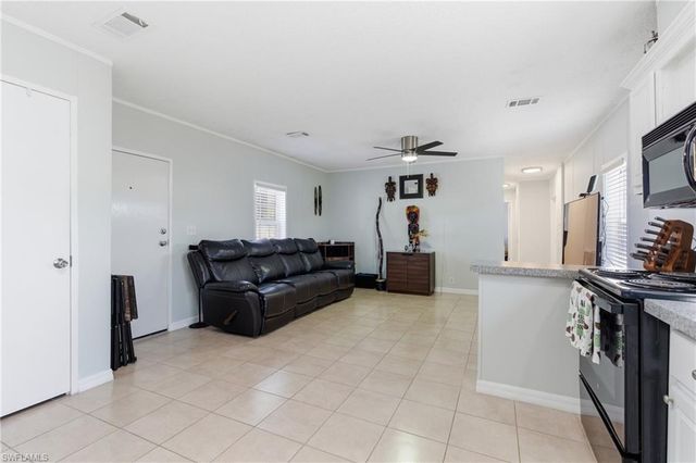 5558 Palm Beach BLVD 105, Fort Myers, FL 33905