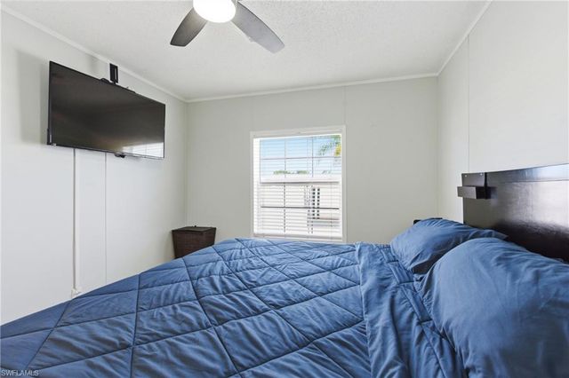 5558 Palm Beach BLVD 105, Fort Myers, FL 33905