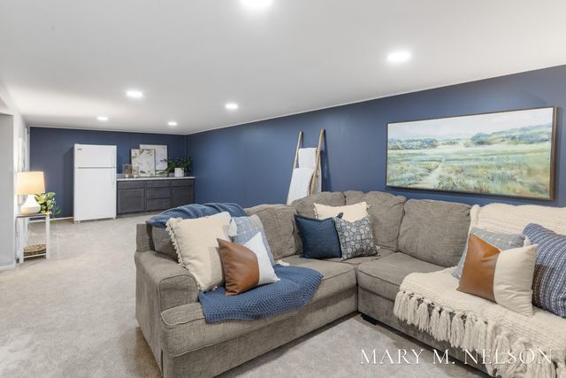 4146 Sandy Drive, Dorr Twp, MI 49323