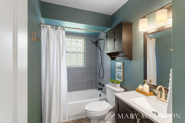 4146 Sandy Drive, Dorr Twp, MI 49323