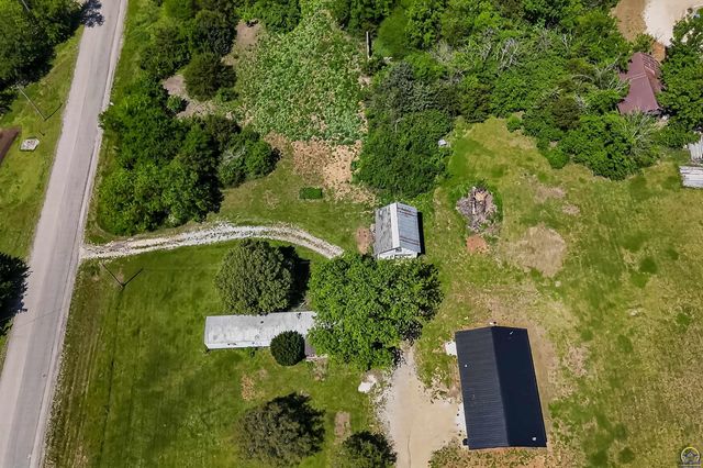 7641 SE Croco RD, Berryton, KS 66409