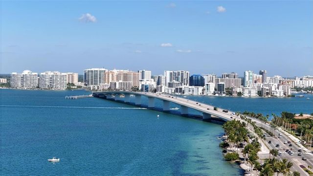 4946 BROOKMEADE DRIVE, Sarasota, FL 34232