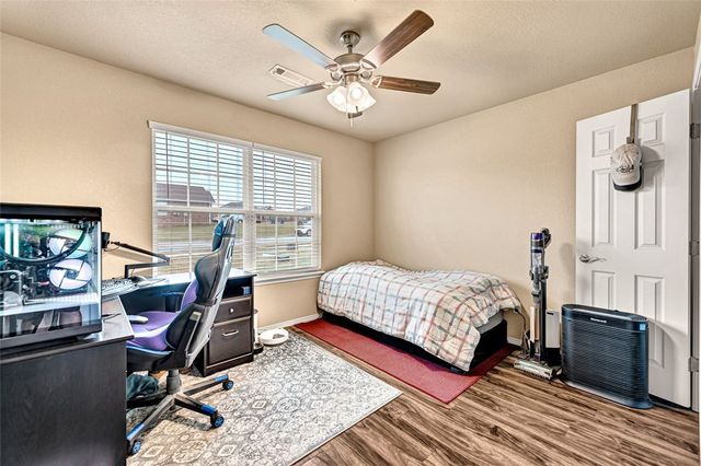 812 Vista Street, Gentry, AR 72734