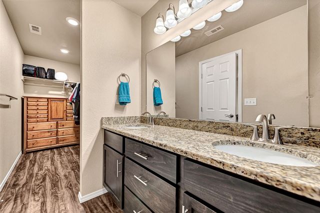 812 Vista Street, Gentry, AR 72734