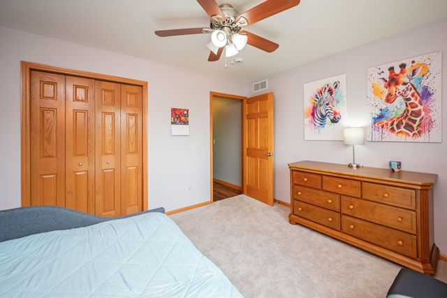 105 Hidden Oaks Circle, Mankato, MN 56001