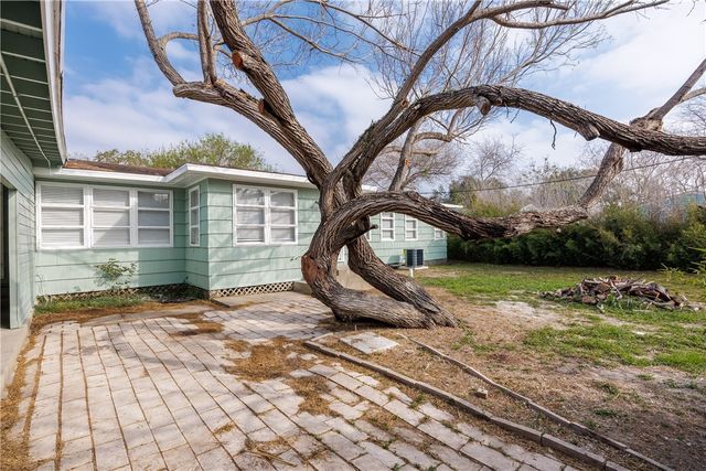 627 Indiana Ave, Corpus Christi, TX 78404