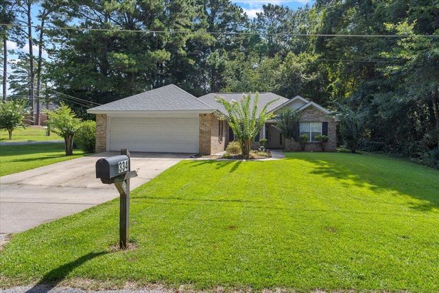 334 Pine Ln., Hattiesburg, MS 39402
