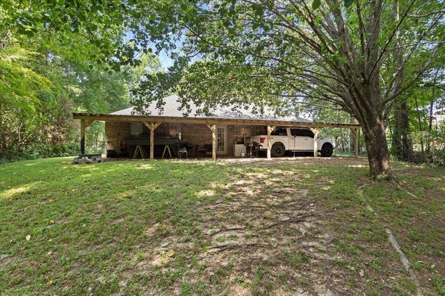 334 Pine Ln., Hattiesburg, MS 39402