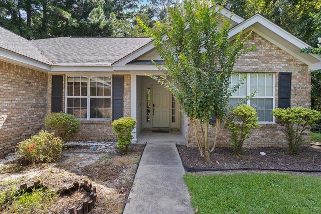 334 Pine Ln., Hattiesburg, MS 39402