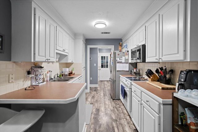 334 Pine Ln., Hattiesburg, MS 39402