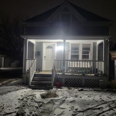 388 Evans Avenue, Aurora, IL 60505