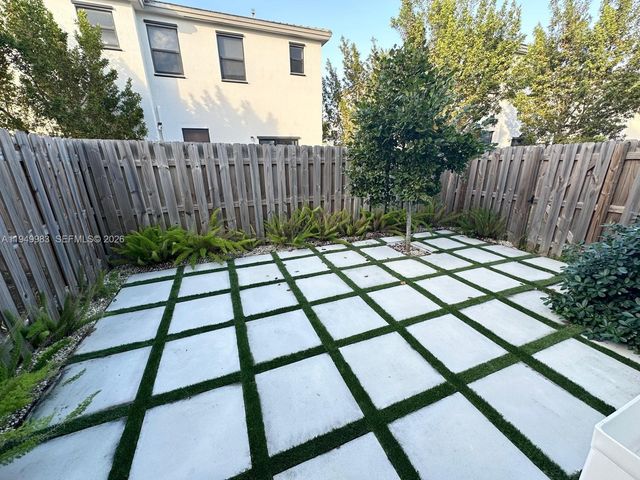 13403 SW 287th Ter, Homestead, FL 33033