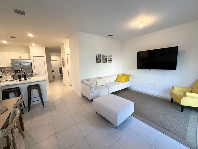 13403 SW 287th Ter, Homestead, FL 33033