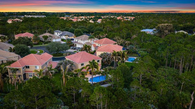 5536 SE Hammock Reserve Terrace, Hobe Sound, FL 33455