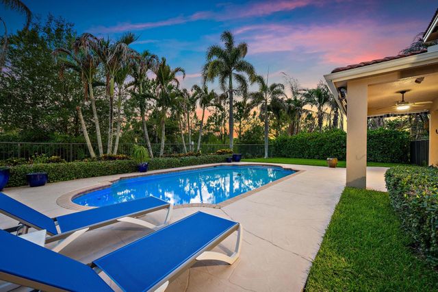 5536 SE Hammock Reserve Terrace, Hobe Sound, FL 33455