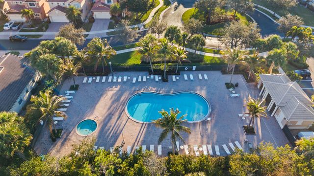 5536 SE Hammock Reserve Terrace, Hobe Sound, FL 33455