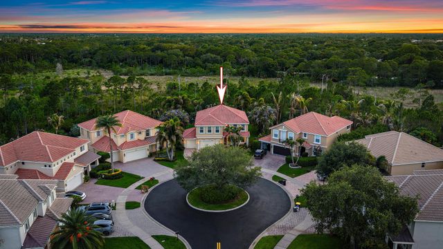 5536 SE Hammock Reserve Terrace, Hobe Sound, FL 33455