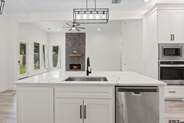 255 Kathryn's Ct, Mt Pleasant, TX 75455