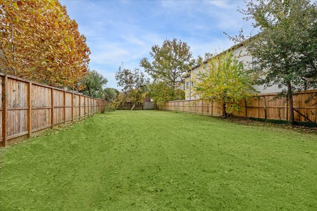 6611 Belmont Street, West University Place, TX 77005