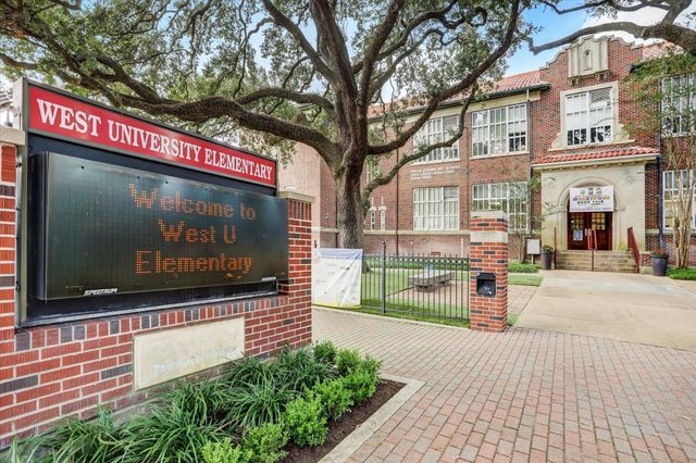 6611 Belmont Street, West University Place, TX 77005