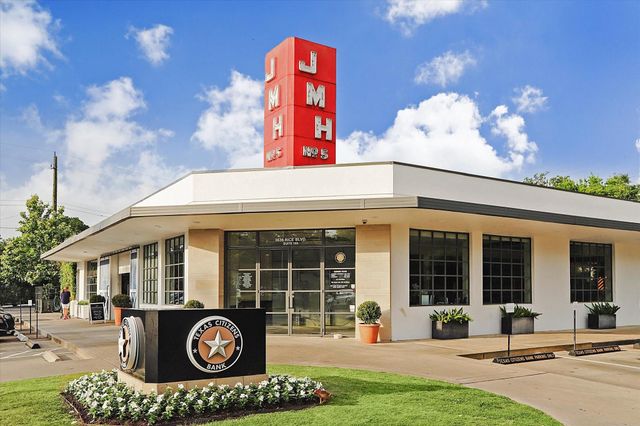 6611 Belmont Street, West University Place, TX 77005