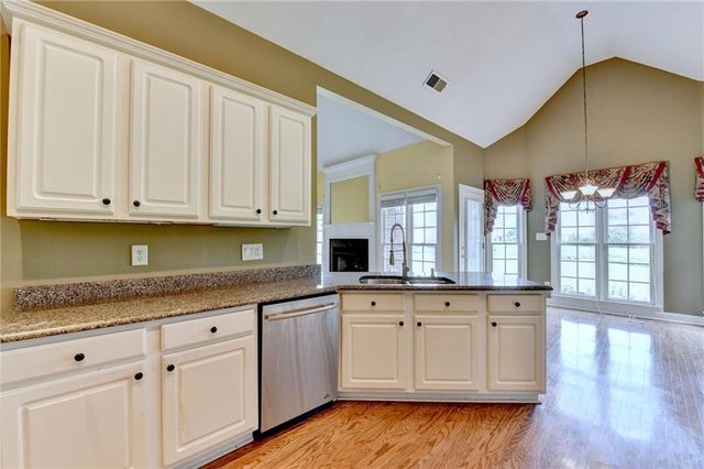 2095 Hickory Station Circle, Snellville, GA 30078