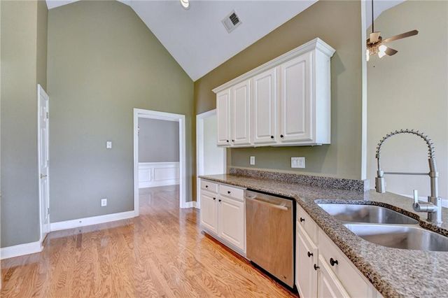 2095 Hickory Station Circle, Snellville, GA 30078