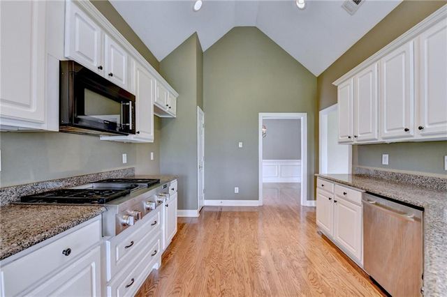2095 Hickory Station Circle, Snellville, GA 30078