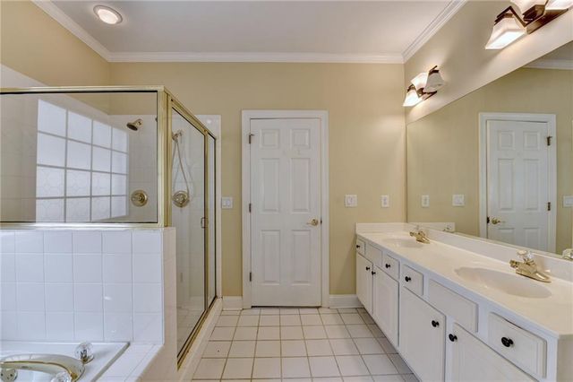 2095 Hickory Station Circle, Snellville, GA 30078