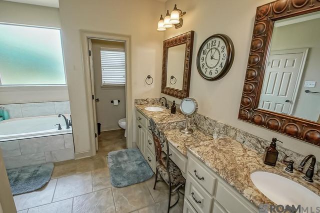 13370 Brookcrest Ave, Walker, LA 70785