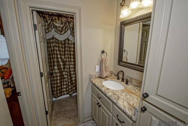 13370 Brookcrest Ave, Walker, LA 70785