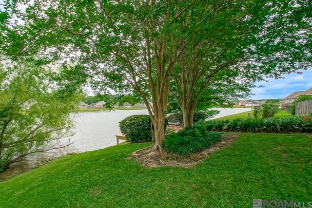 13370 Brookcrest Ave, Walker, LA 70785