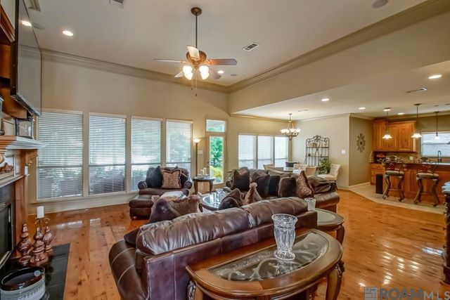13370 Brookcrest Ave, Walker, LA 70785